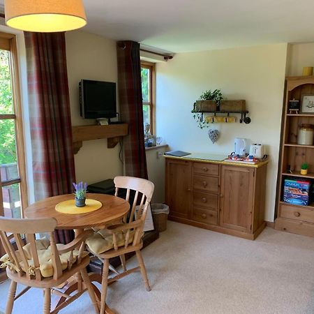 The Cottage Studio Wool Bagian luar foto
